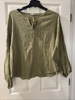 Wishlist Olive Green Textured Peasant Blouse